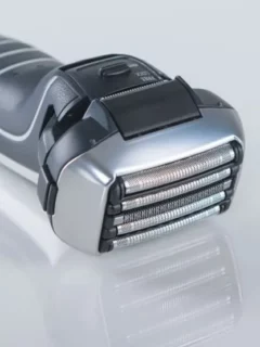 Golarka elektryczna do precyzyjnego golenia i pielęgnacji zarostu